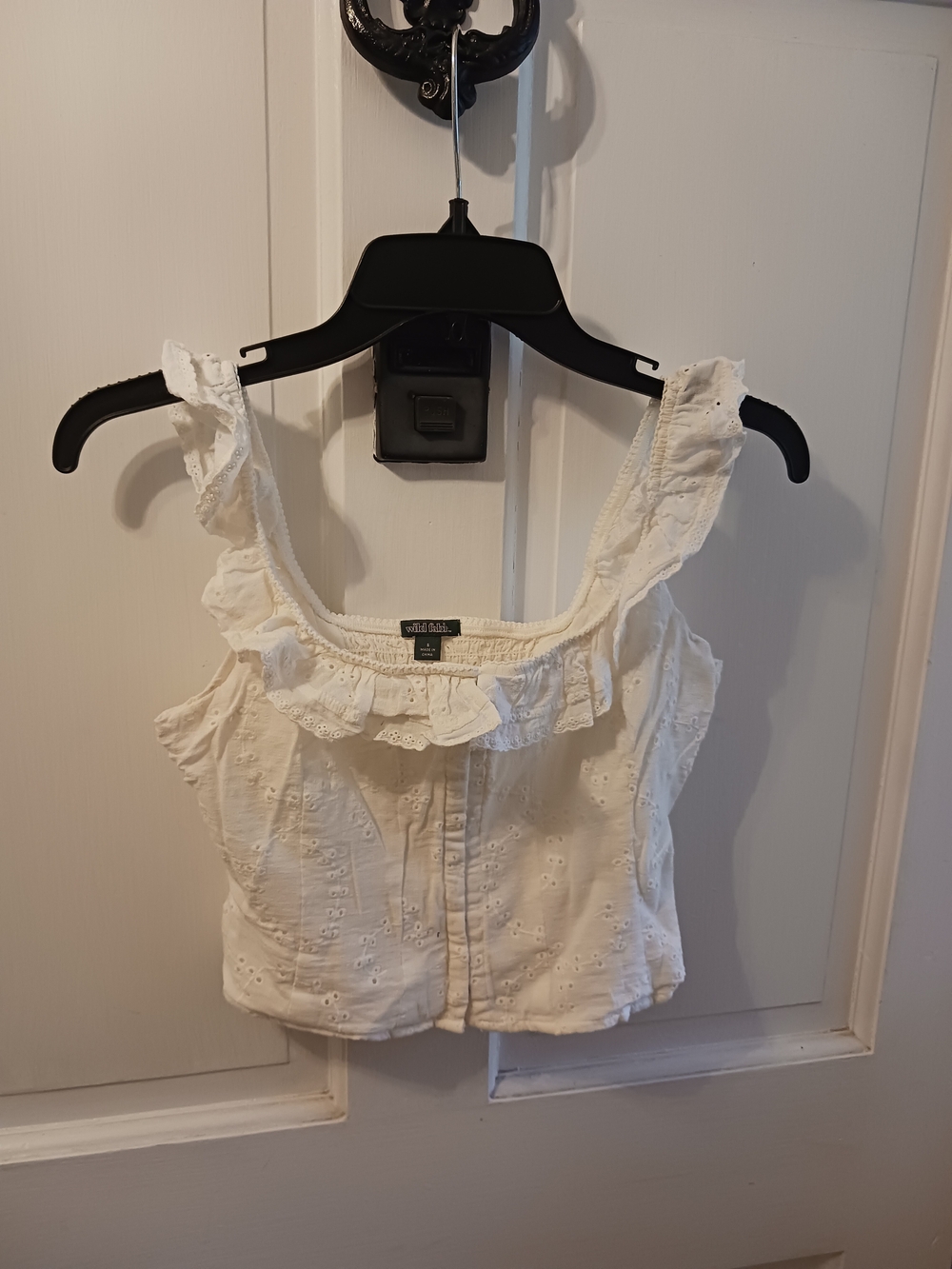 Wild Fable Women's Eyelet Lace White Crop Corset Top Boho Ruffle Tank Size Small